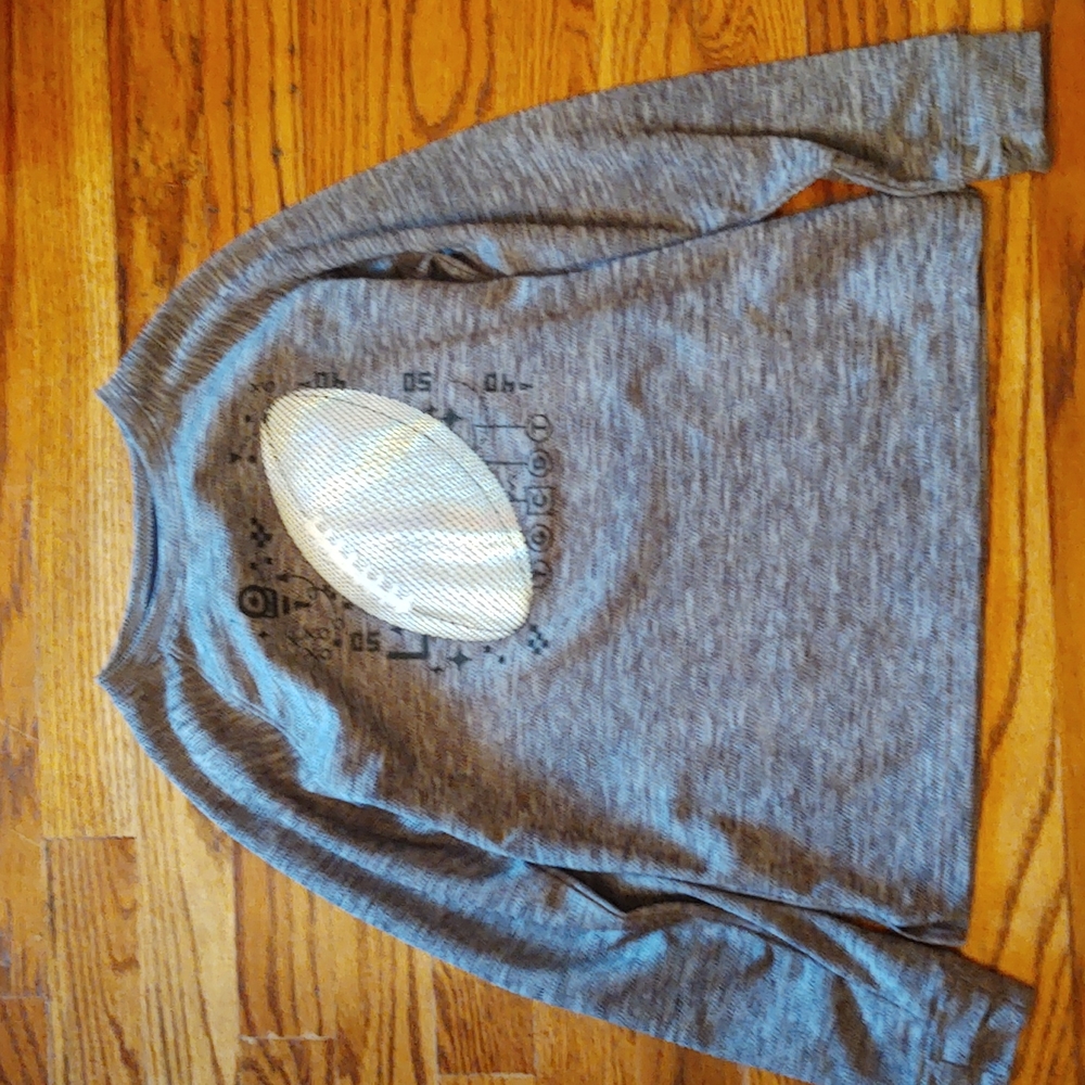 Little boys long sleeve t-shirt. Old Navy Active.